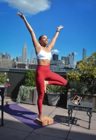Lyons Den Power Yoga